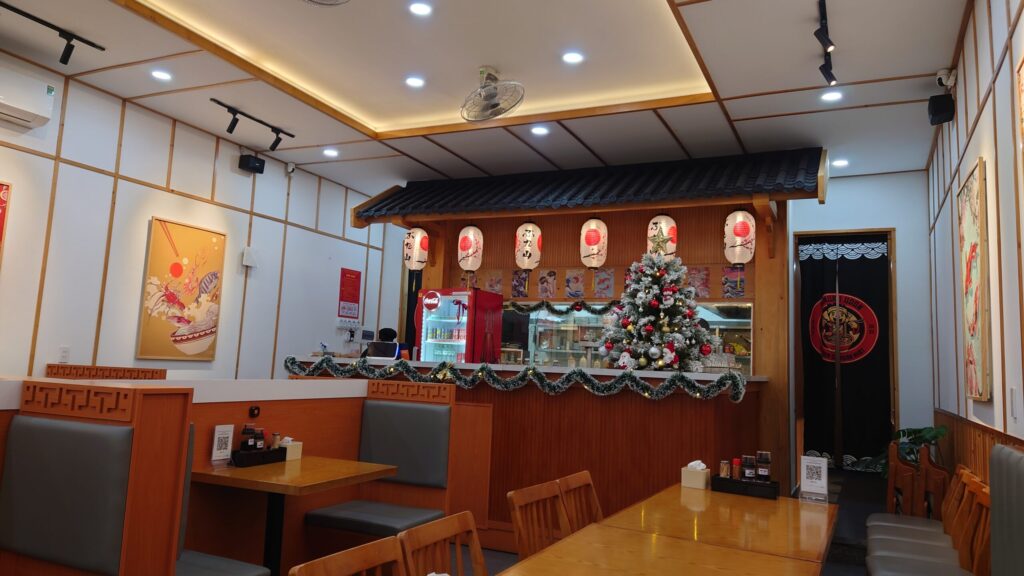 ダナンのSanuki Udonの店内