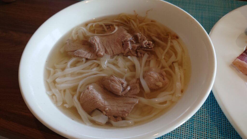 ダナン三日月レストラン